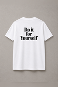 DSTRKT Do It for Yourself unisex basic beyaz tişört
