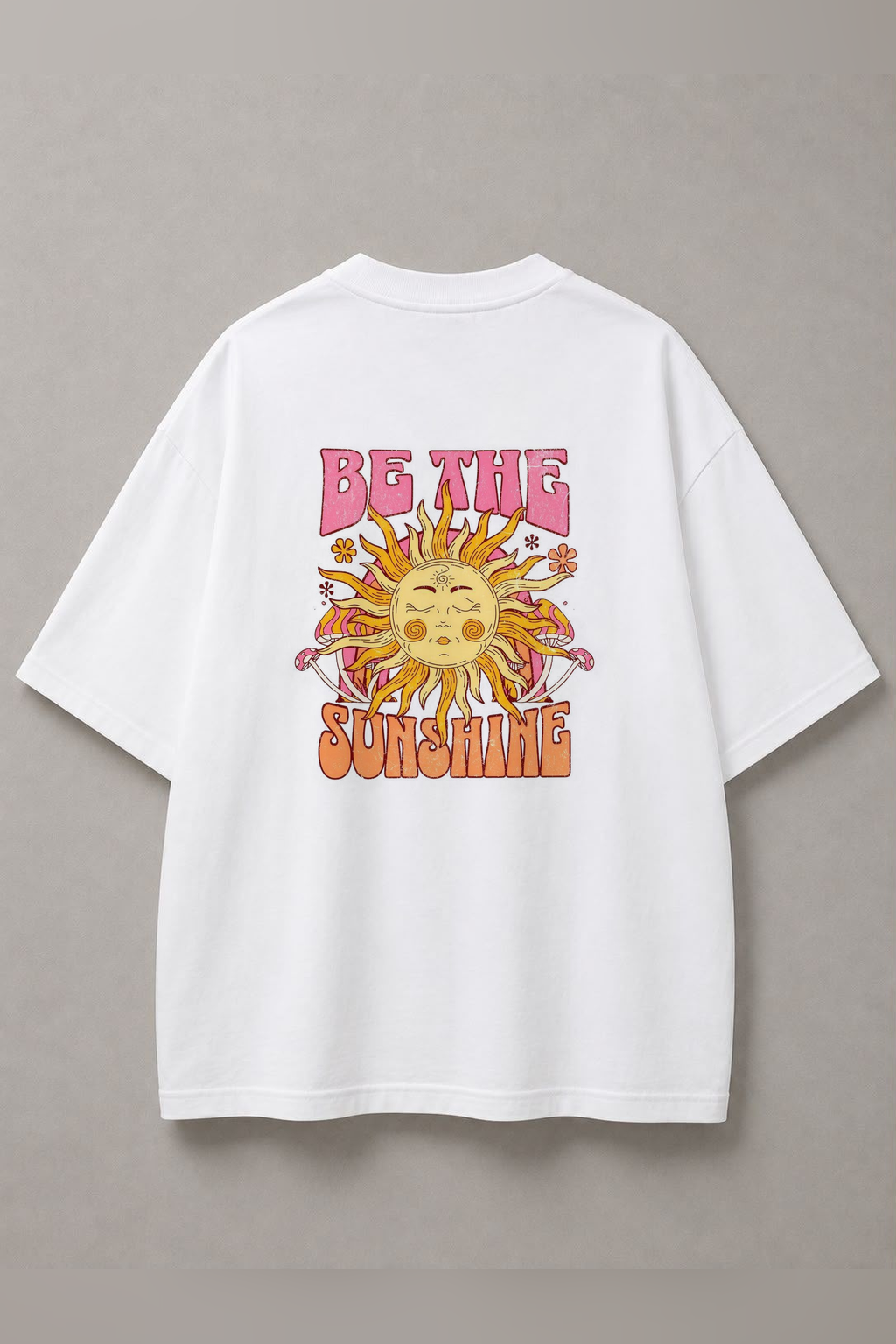 DSTRKT Be The Sunshine unisex oversize beyaz tişört