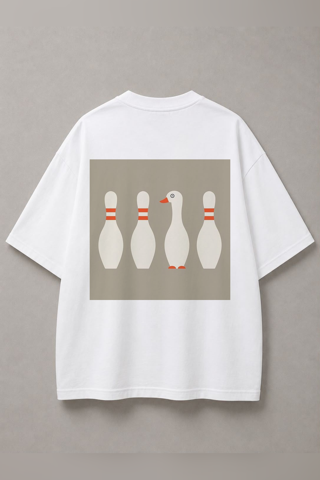 DSTRKT Bowling Goose unisex oversize beyaz tişört