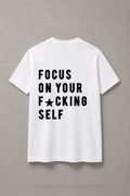 DSTRKT Focus on Yourself unisex basic beyaz tişört