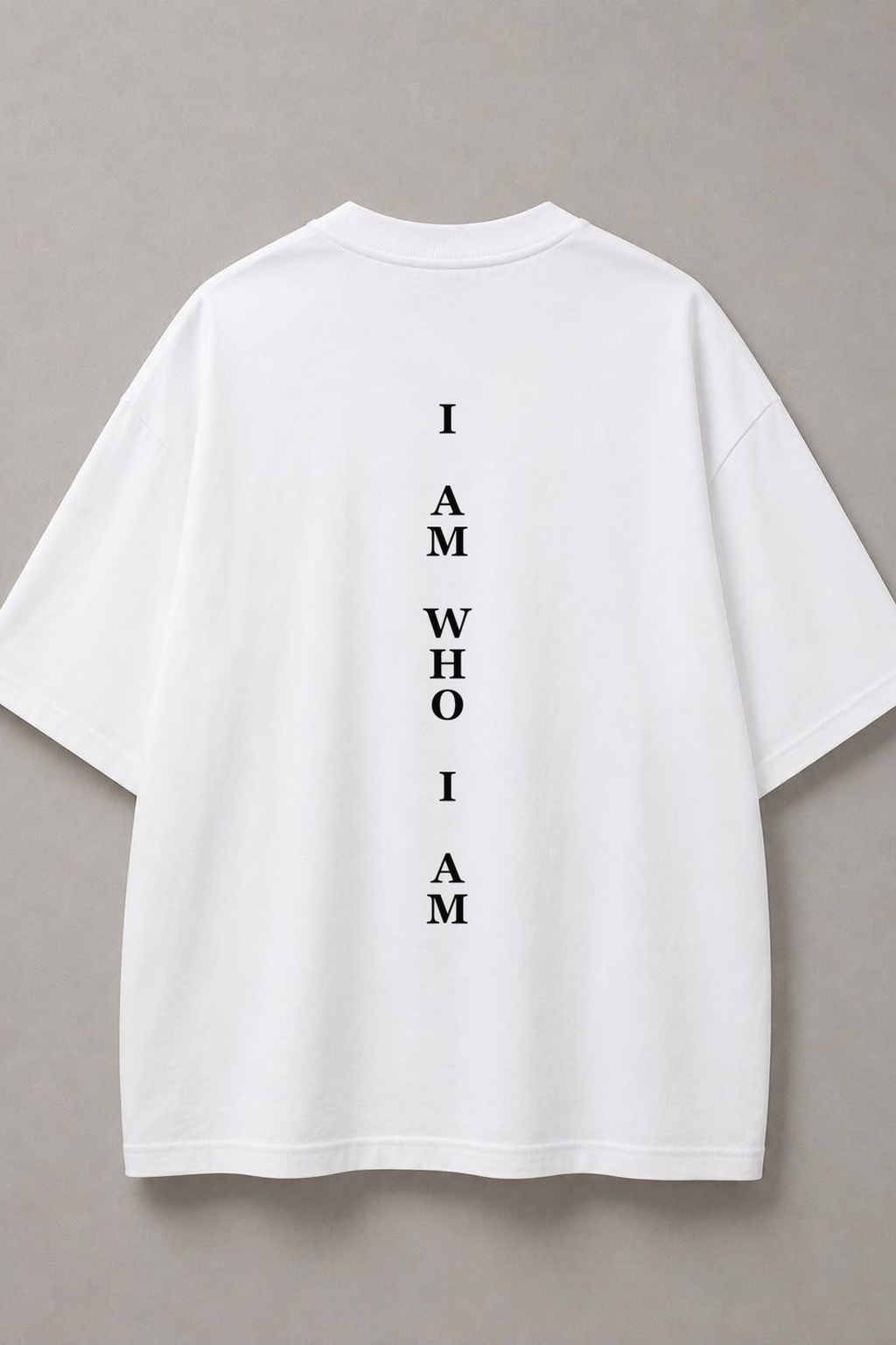 DSTRKT I Am Who I Am unisex oversize beyaz tişört