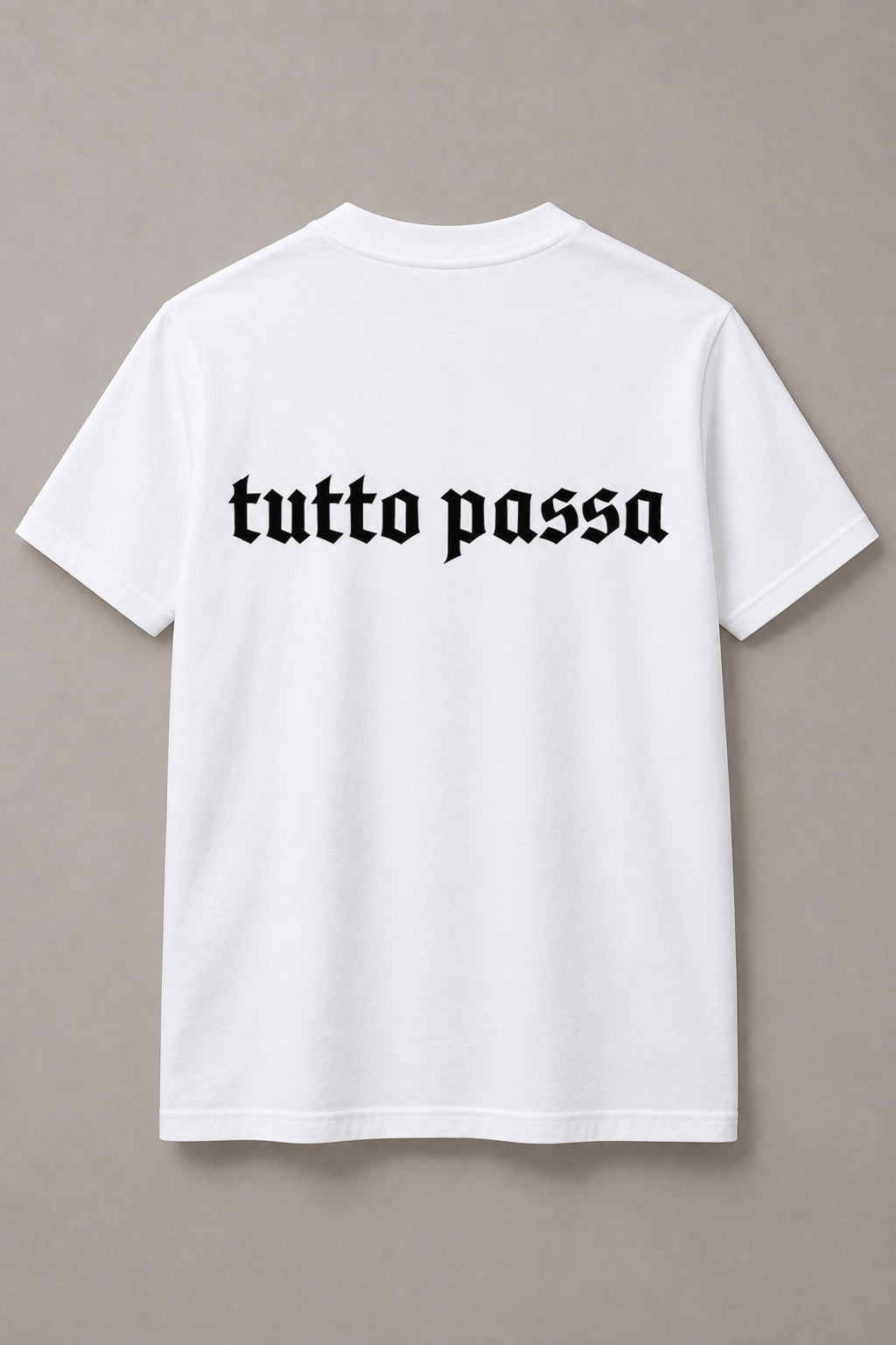 DSTRKT Tutto Passa unisex basic beyaz tişört